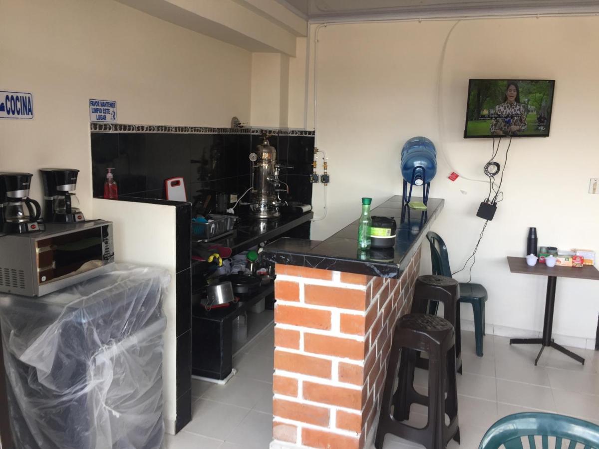 Hostal Cafe Casa De La Abuela ซานตาโรซา เดกาบัล ภายนอก รูปภาพ